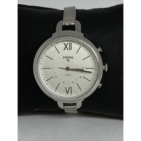 Fosssil FTW5026 Women Silver Stainless Steel Analog Dial Hybrid Smartwatch XX701 - Picture 1 of 10